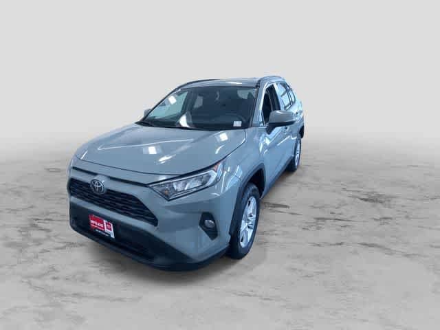 Thumbnail: 2021 Toyota RAV4 - 6