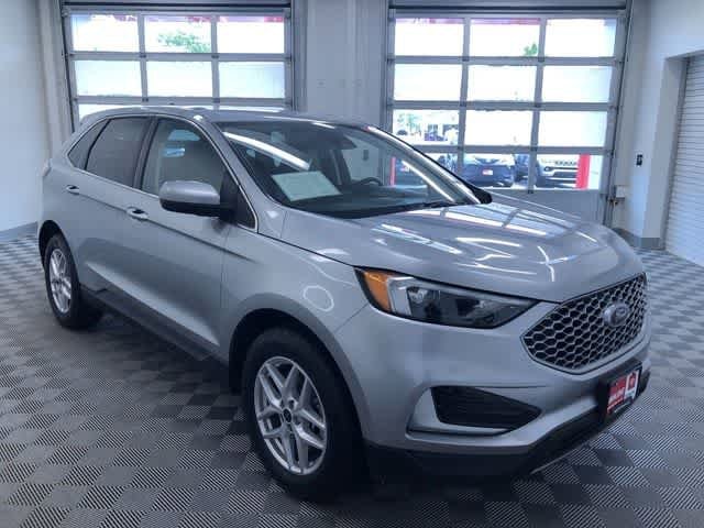 Thumbnail: 2024 Ford Edge - 37