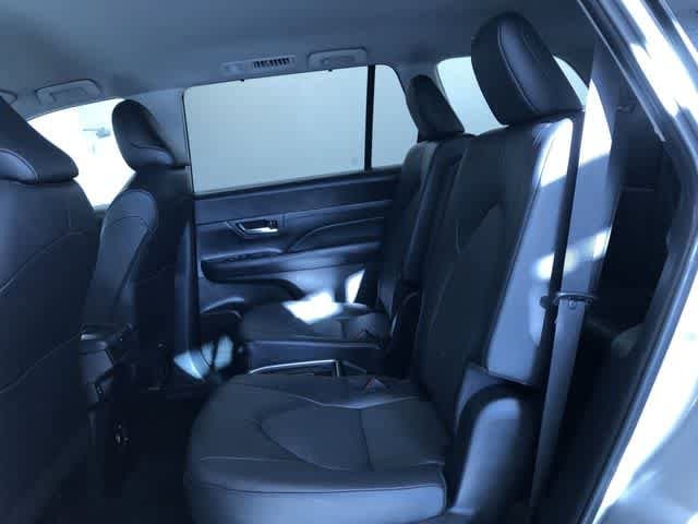 Thumbnail: 2025 Toyota Grand Highlander - 22