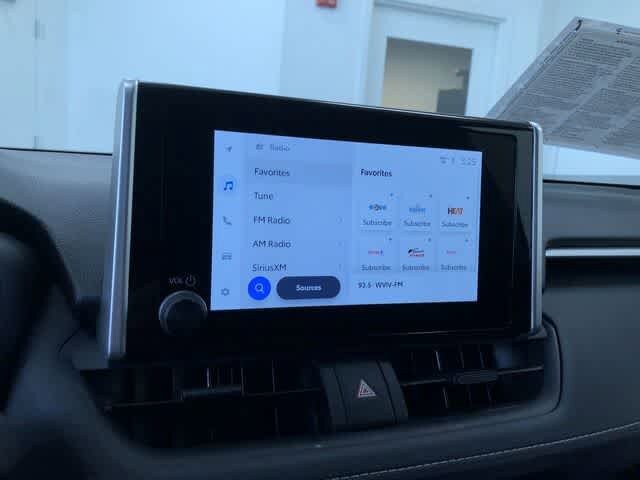 Thumbnail: 2025 Toyota RAV4 - 28