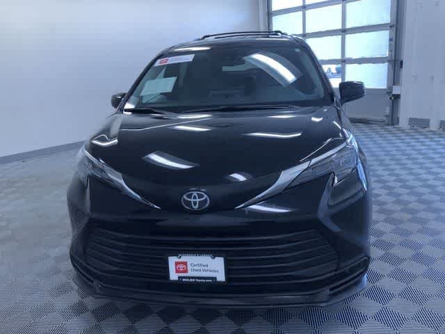 Thumbnail: 2026 Toyota Sienna - 14