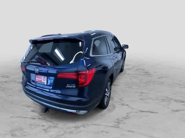 Thumbnail: 2016 Honda Pilot - 9