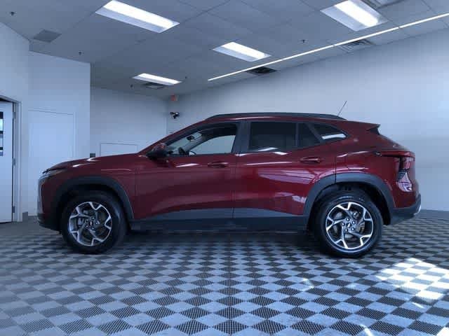 Thumbnail: 2025 Chevrolet Trax - 12