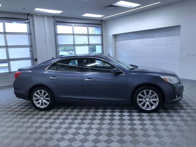 Thumbnail: 2013 Chevrolet Malibu - 35