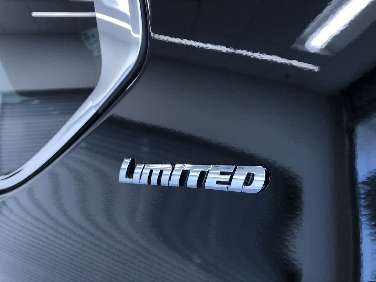 Thumbnail: 2023 Toyota Tundra - 9