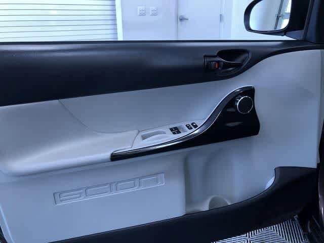 Thumbnail: 2012 Scion iQ - 23