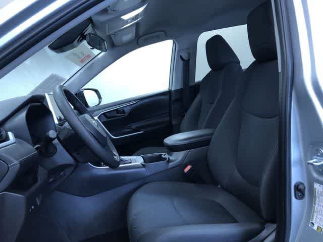 Thumbnail: 2025 Toyota RAV4 - 18