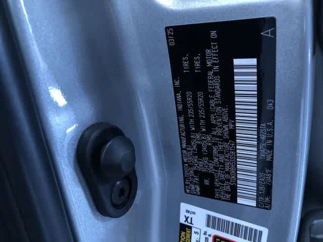 Thumbnail: 2025 Toyota Highlander - 32