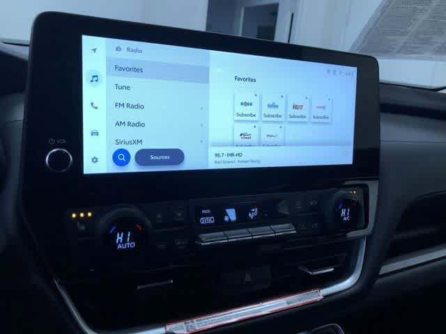 Thumbnail: 2025 Toyota Grand Highlander - 30