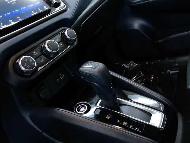 2025 Nissan Versa Sedan SV - Photo 30