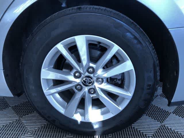 Thumbnail: 2025 Toyota Camry - 17