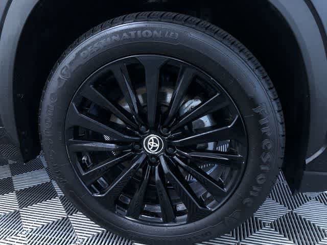 Thumbnail: 2025 Toyota Highlander - 16