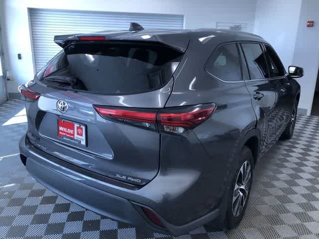 Thumbnail: 2022 Toyota Highlander - 34