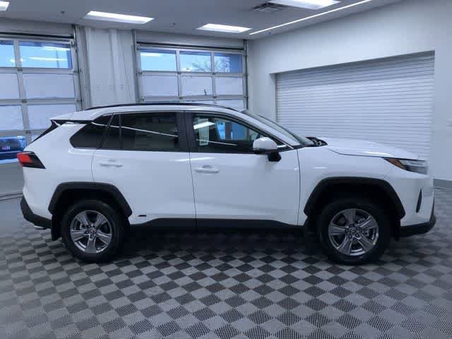 Thumbnail: 2025 Toyota RAV4 - 35