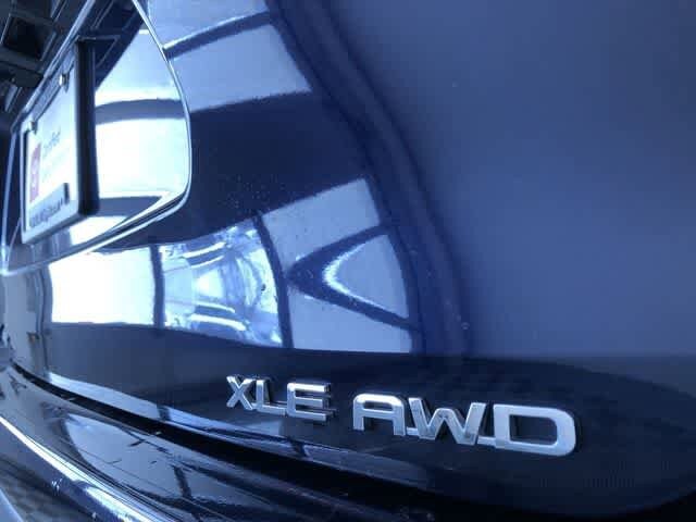 Thumbnail: 2021 Toyota Highlander - 15