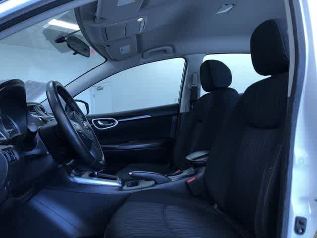 Thumbnail: 2019 Nissan Sentra - 18