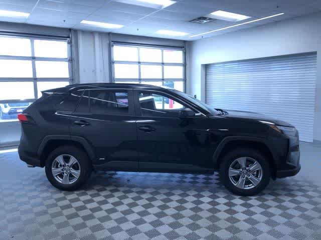 Thumbnail: 2025 Toyota RAV4 - 35