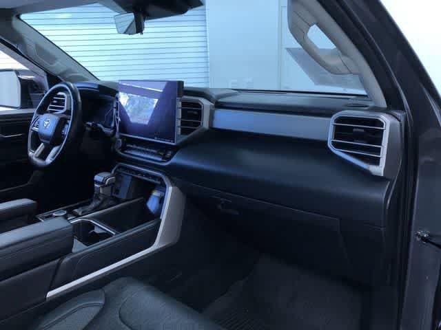 Thumbnail: 2022 Toyota Tundra - 18