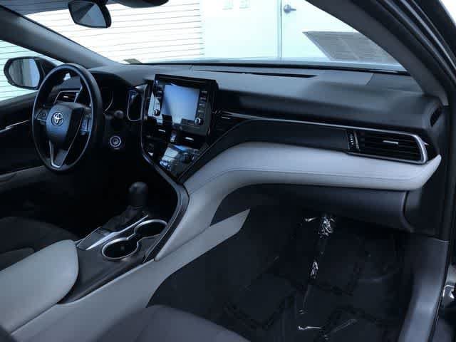 Thumbnail: 2023 Toyota Camry - 24