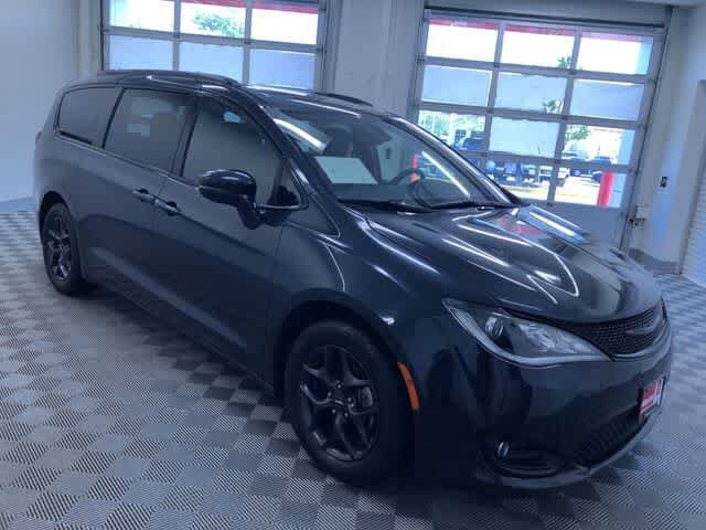 Thumbnail: 2019 Chrysler Pacifica - 37