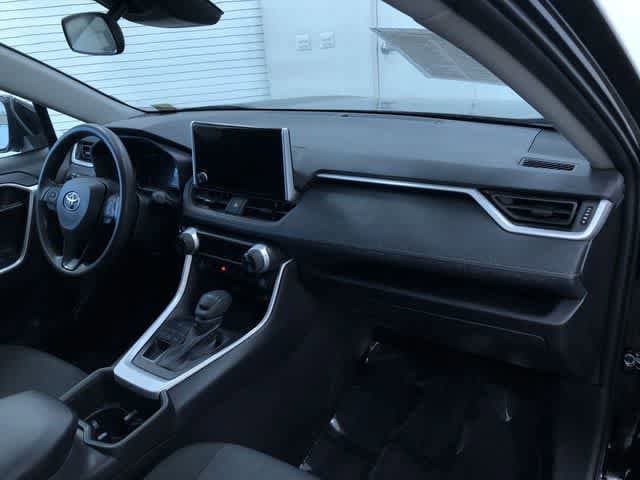 Thumbnail: 2025 Toyota RAV4 - 23