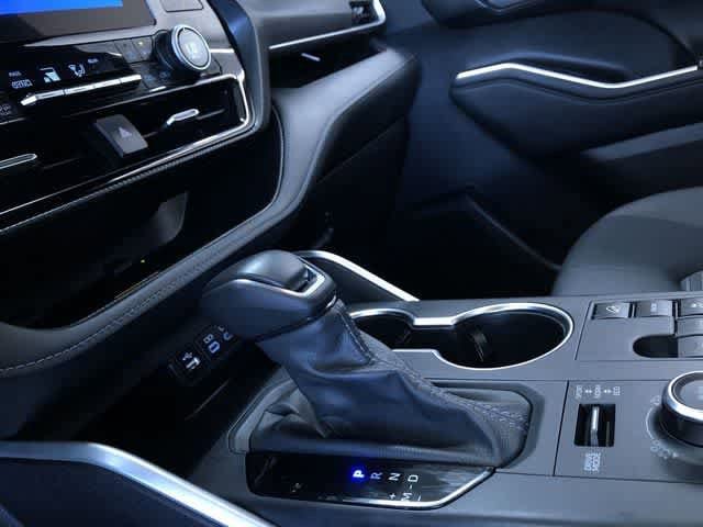 Thumbnail: 2025 Toyota Highlander - 29