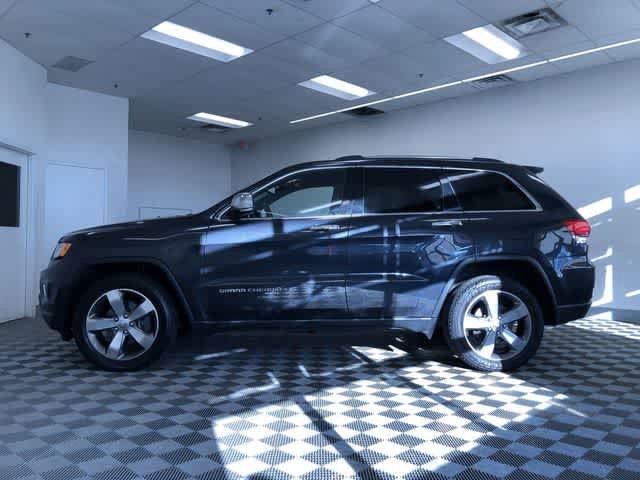 Thumbnail: 2015 Jeep Grand Cherokee - 12