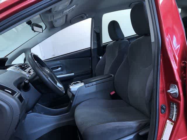 Thumbnail: 2013 Toyota Prius v - 19