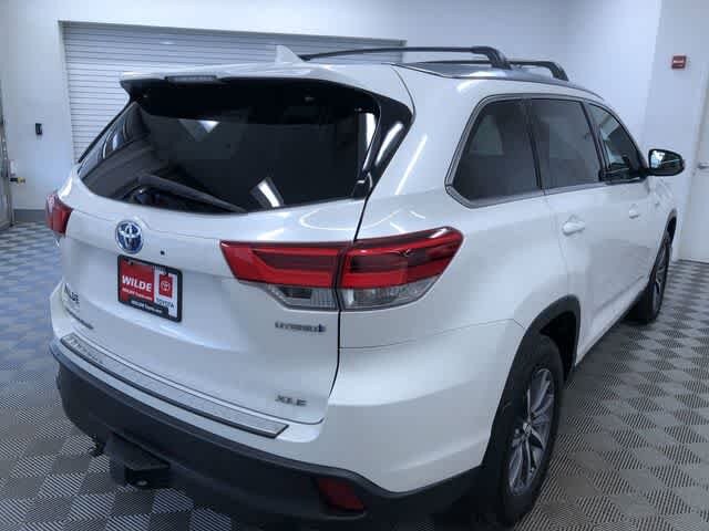 Thumbnail: 2019 Toyota Highlander - 33