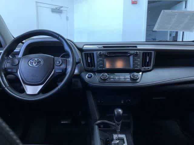 Thumbnail: 2018 Toyota RAV4 - 19