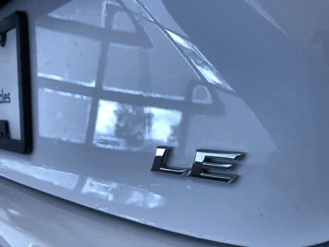 2026 Toyota Camry LE - Photo 15