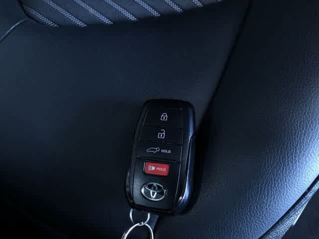 Thumbnail: 2025 Toyota Highlander - 32