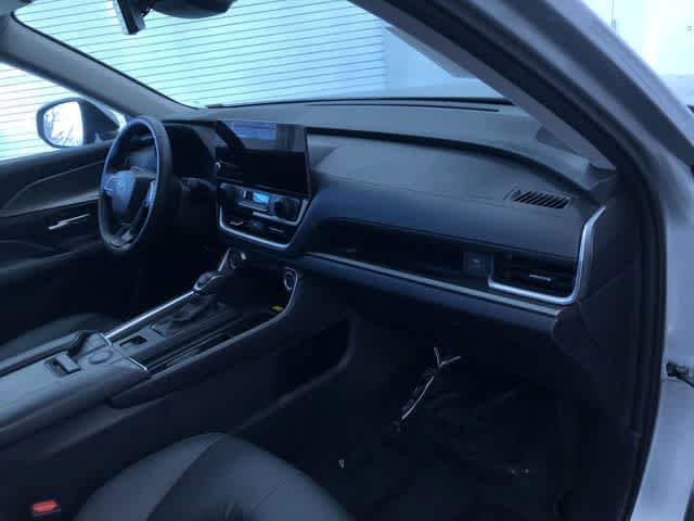 Thumbnail: 2025 Toyota Grand Highlander - 26