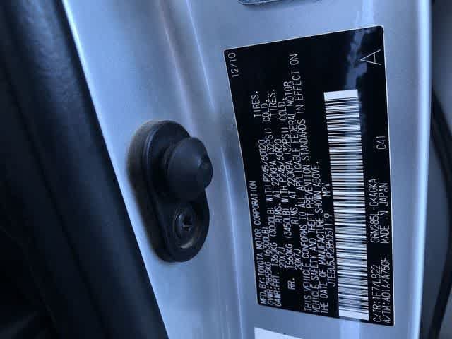 Thumbnail: 2011 Toyota 4Runner - 34