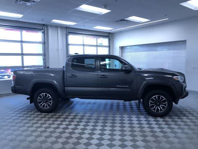 Thumbnail: 2022 Toyota Tacoma - 28