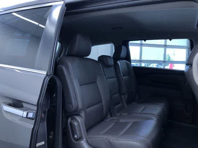 Thumbnail: 2013 Honda Odyssey - 19