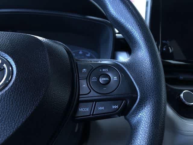 Thumbnail: 2023 Toyota Corolla Cross - 25