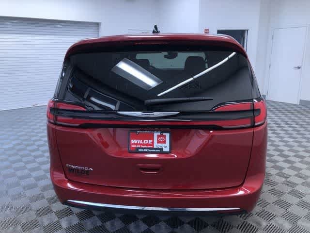 Thumbnail: 2025 Chrysler Pacifica - 14