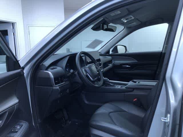 Thumbnail: 2025 Toyota Grand Highlander - 12