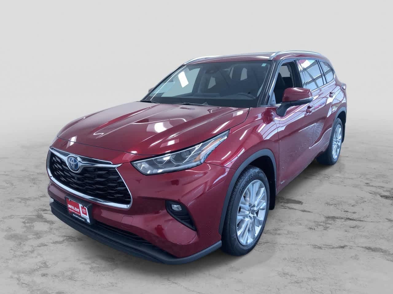 Thumbnail: 2022 Toyota Highlander - 1