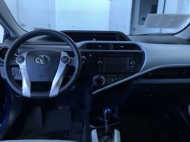 Thumbnail: 2012 Toyota Prius c - 19