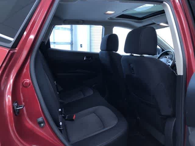 Thumbnail: 2011 Nissan Rogue - 21