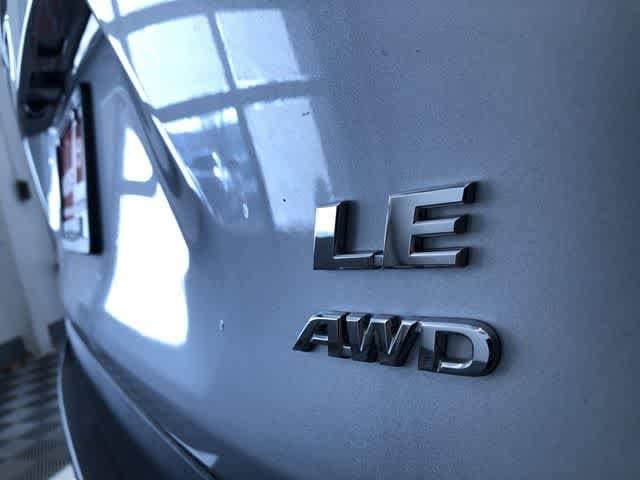 Thumbnail: 2025 Toyota RAV4 - 15