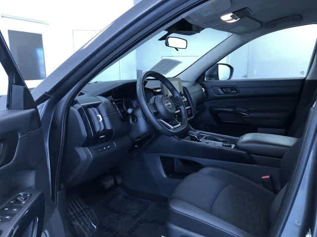 Thumbnail: 2025 Nissan Pathfinder - 11