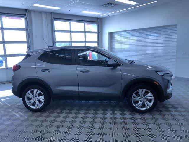 Thumbnail: 2025 Buick Encore GX - 35