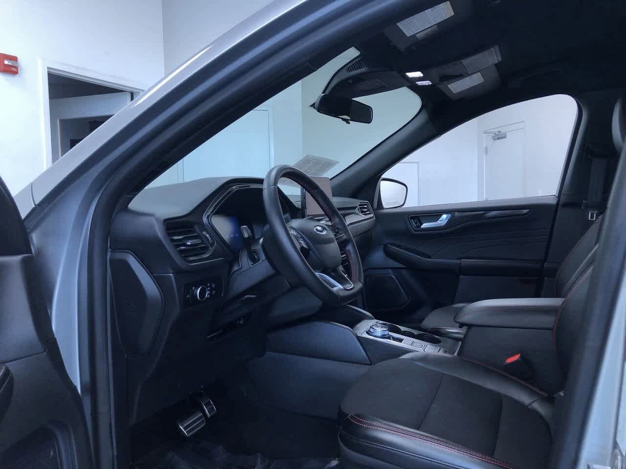 Thumbnail: 2024 Ford Escape - 10