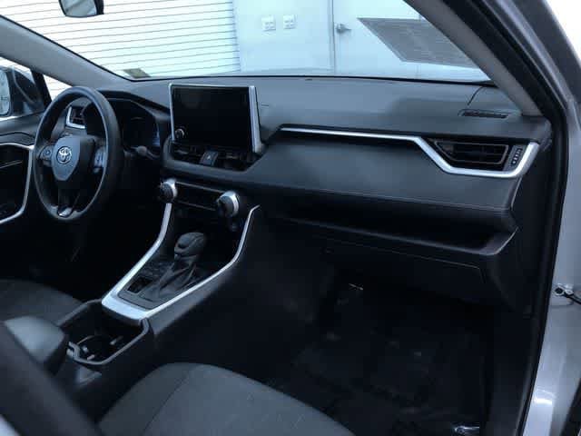 Thumbnail: 2025 Toyota RAV4 - 23