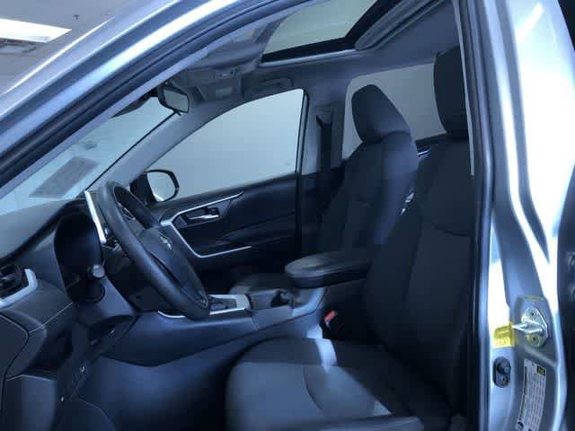 Thumbnail: 2023 Toyota RAV4 - 18