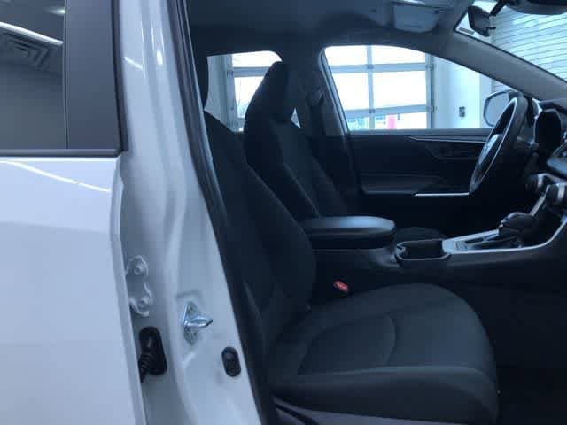 Thumbnail: 2025 Toyota RAV4 - 22