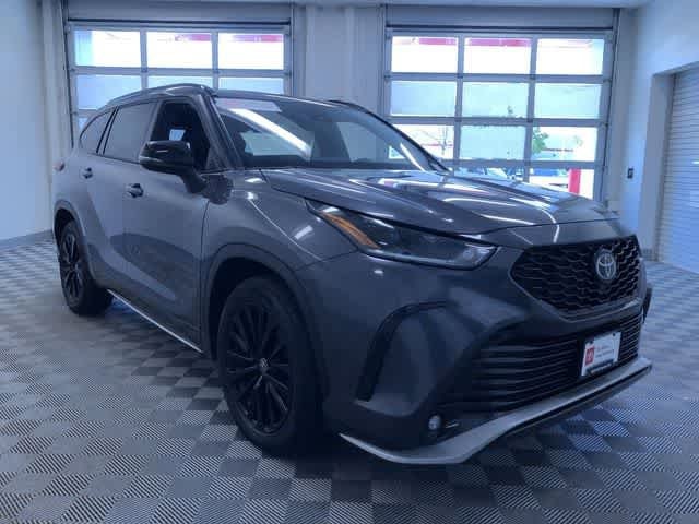 Thumbnail: 2025 Toyota Highlander - 28